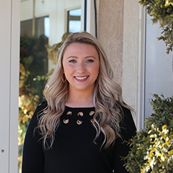 SAVANNA- SALES ASSOCIATE SAVANNA- SALES ASSOCIATE